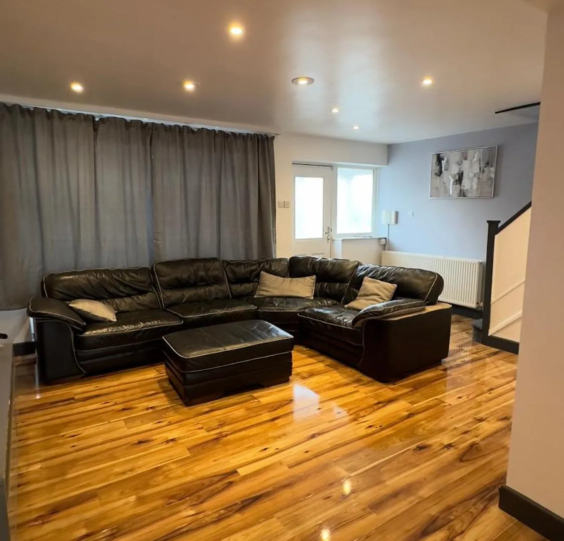 Grand House Apartment Dagenham United Kingdom