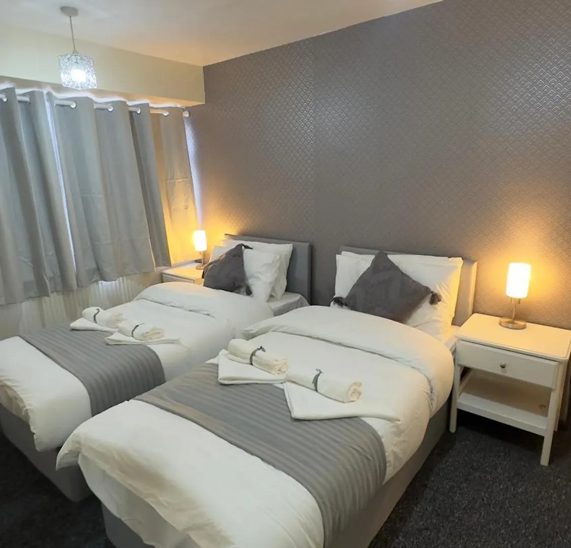 Grand House Apartment Dagenham United Kingdom